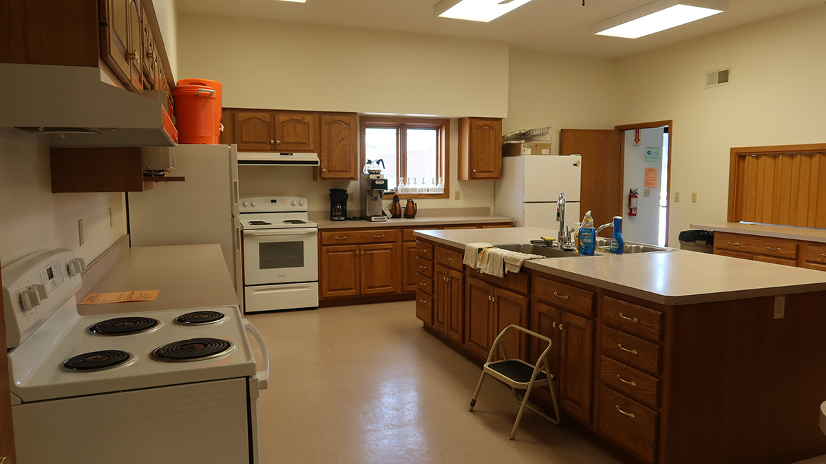 Dakins Community Center
